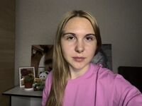 webcamgirl chat room RamonaPanah