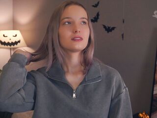 chat room webcam photo RessieKaua