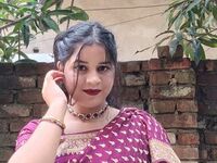 mastubating web cam girl SaraAlisk