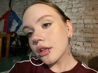 masturbating SaraKnights