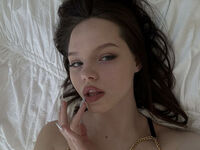 cam girl fingering pussy SelenaNoelle