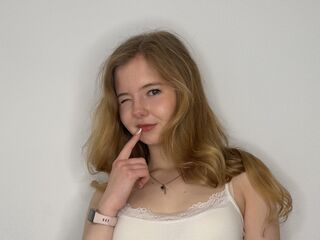 fingering cam slut SheridanHourani