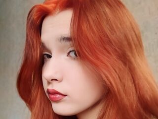 hot girl SiuFregeau