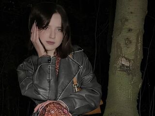 live webcam girl ThomasinaVanabel