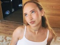 topless cam girl VeniceMidden