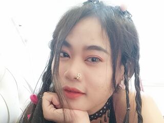 naked camgirl masturbating with vibrator VeraNyx