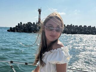 cybersex chatroom YaekoBrowers