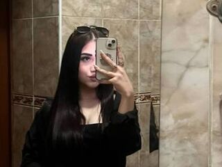 naked girl with live cam masturbating ZellaRessler